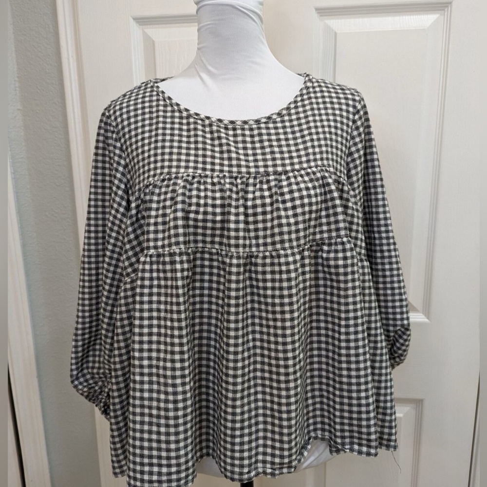 NWT Max Studio Black & White Gingham‎ Tiered Peplum Top - Small